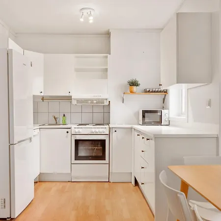 Heimby Homes - Four Bedroom Free Wifi Apartment Bergen