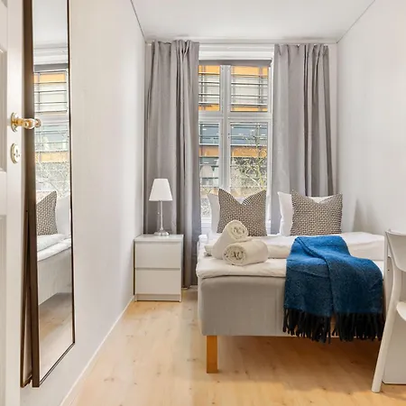 公寓 Heimby Homes - Four Bedroom Free Wifi