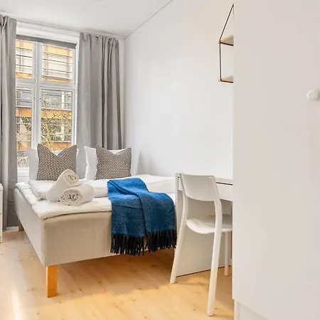 公寓 Heimby Homes - Four Bedroom Free Wifi 卑爾根