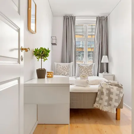 Heimby Homes - Four Bedroom Free Wifi