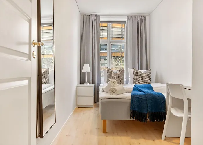 דירה Heimby Homes - Four Bedroom Free Wifi
